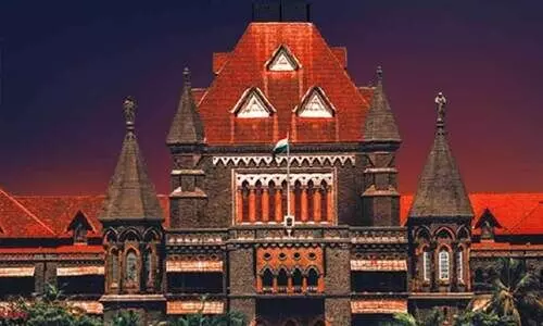 ഉദ്യോഗസ്ഥർക്ക് മൊബൈലിൽ പ്രതിഷേധ സന്ദേശം അയച്ചതിന് കേസെടുക്കരുത് -ബോംബെ ഹൈകോടതി