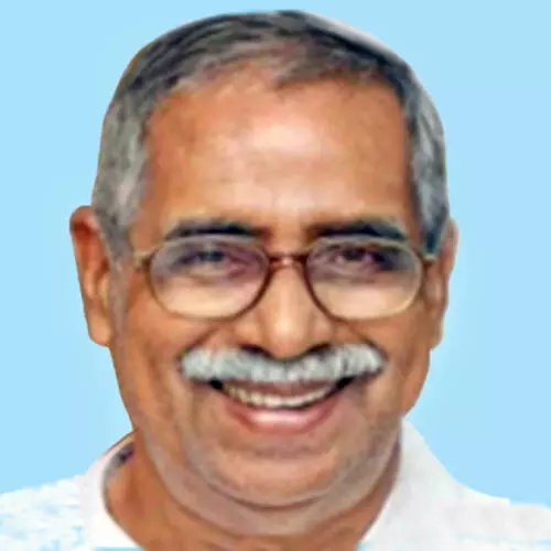 വേ​ലാ​യു​ധ​ൻ
