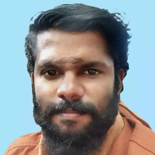 കു​ഴ​ഞ്ഞു​വീ​ണ യു​വാ​വ് മ​രി​ച്ചു