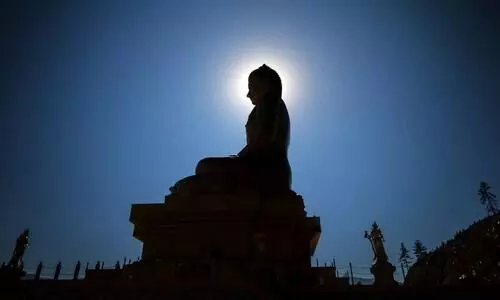 ബുദ്ധമതം കേരളത്തിൽ എങ്ങനെ തിരോഭവിച്ചു? ബുദ്ധമതം കേരളത്തിൽ എങ്ങനെ തിരോഭവിച്ചു?