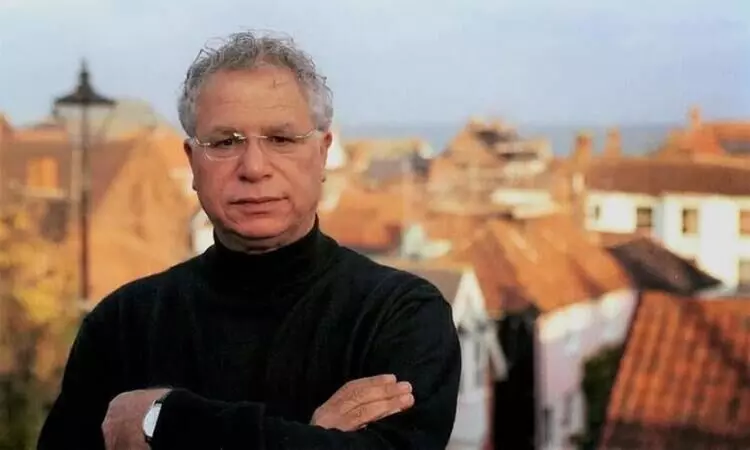 പ്രിയപ്പെട്ട കവി മുരീദ് പ്രിയപ്പെട്ട കവി മുരീദ്