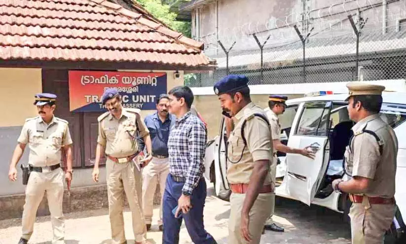 ഷാഫിയെ കണ്ടെത്താനായില്ല; അന്വേഷണം അയൽ സംസ്ഥാനങ്ങളിലേക്കും