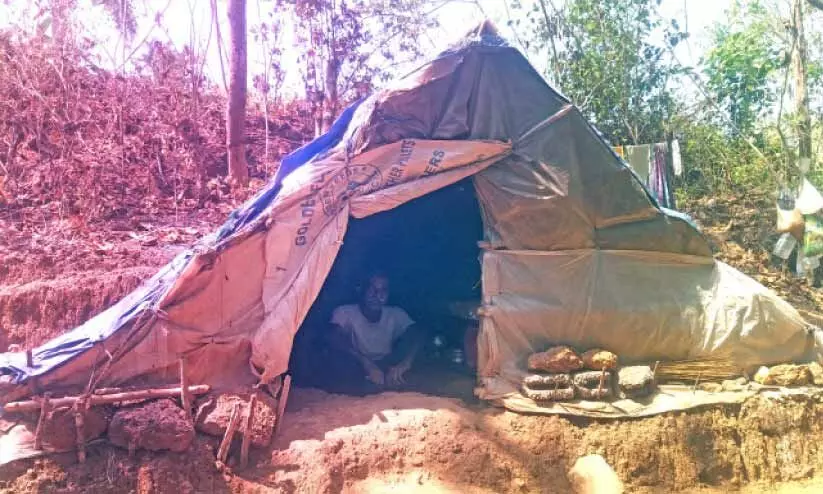 എവിടെ ‘ലൈഫ്’; ബാലന്‍റെ​ ജീവിതം ഇപ്പോഴും കാട്ടിൽ