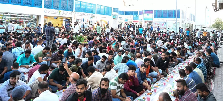 ഒരുമയുടെയും ഐക്യത്തിന്റെയും സന്ദേശമായി ശറഫിയ മലയാളി കൂട്ടായ്മയുടെ ജനകീയ ഇഫ്താർ ഒരുമയുടെയും ഐക്യത്തിന്റെയും സന്ദേശമായി ശറഫിയ മലയാളി കൂട്ടായ്മയുടെ ജനകീയ ഇഫ്താർ