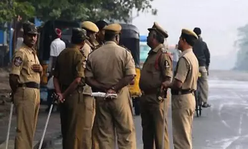 കാണാതായ രണ്ടു വയസുകാരിയുടെ മൃതദേഹം അയൽവാസിയുടെ സ്യൂട്ട്കേസിൽ