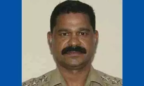 സ്കൂട്ടർ മതിലിലിടിച്ച് പരിക്കേറ്റ സൈനികൻ രക്തംവാർന്ന് മരിച്ചു