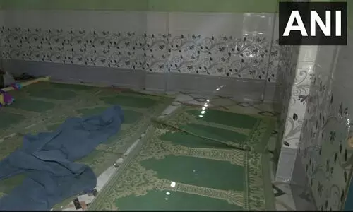 പള്ളിയിൽ നമസ്കരിച്ചവർക്ക് നേരെ ആക്രമണം