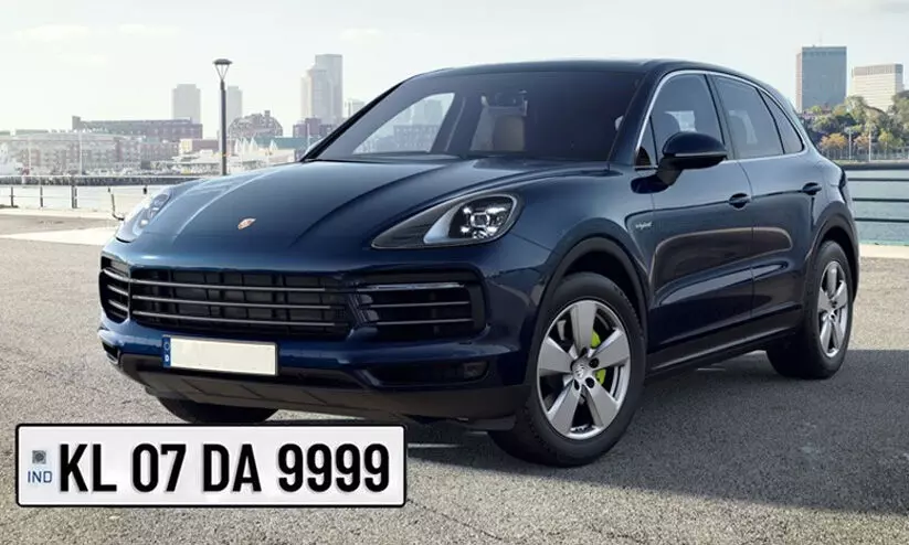 13.1 ലക്ഷം മുടക്കി കെ.എല്.07. ഡി.എ. 9999 ഫാൻസി നമ്പർ സ്വന്തമാക്കി വ്യവസായി 13.1 ലക്ഷം മുടക്കി കെ.എല്.07. ഡി.എ. 9999 ഫാൻസി നമ്പർ സ്വന്തമാക്കി വ്യവസായി