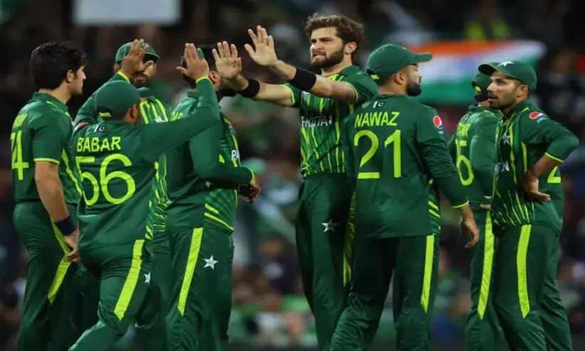 ഏകദിന ലോകകപ്പ്; ഇന്ത്യയിൽ രണ്ടു വേദികളിൽ കളിക്കാൻ പാകിസ്താൻ തയാറായേക്കും ഏകദിന ലോകകപ്പ്; ഇന്ത്യയിൽ രണ്ടു വേദികളിൽ കളിക്കാൻ പാകിസ്താൻ തയാറായേക്കും