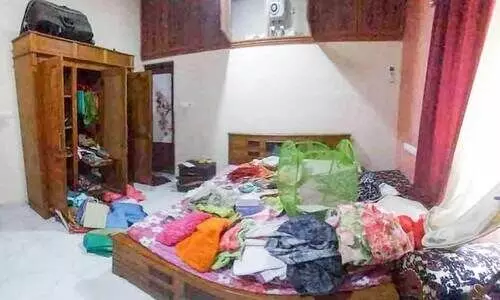 അടച്ചിട്ട വീട്ടിൽനിന്ന്​ 40,000 രൂപയും ഒന്നരപ്പവന്‍റെ ആഭരണങ്ങളും കവർന്നു