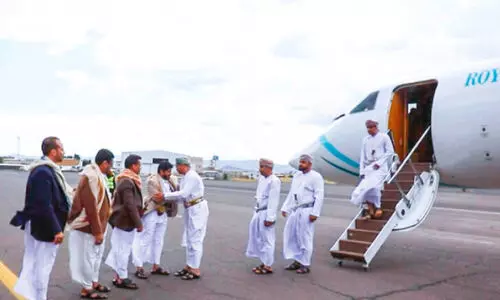 ഒ​മാ​ൻ പ്ര​തി​നി​ധി സം​​ഘ​ം