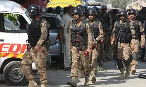 പാകിസ്താനിൽ നാല് പൊലീസുകാർ കൊല്ലപ്പെട്ടു