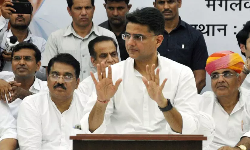 നിരാഹാര സമരത്തിനു പിന്നാലെ സചിൻ പൈലറ്റ് ഡൽഹിയിലേക്ക്; നേതാക്കളുമായി കൂടിക്കാഴ്ച നടത്തും നിരാഹാര സമരത്തിനു പിന്നാലെ സചിൻ പൈലറ്റ് ഡൽഹിയിലേക്ക്; നേതാക്കളുമായി കൂടിക്കാഴ്ച നടത്തും