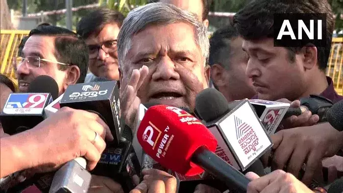 ബി.ജെ.പി വോട്ടർമാർക്ക് 1000 രൂപ വരെ നൽകി; പരാജയത്തിന് പിന്നാലെ ആരോപണവുമായി ഷെട്ടാർ