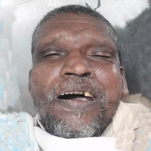 ചി​കി​ത്സ​യി​ലി​രി​ക്കെ മ​രി​ച്ച അ​ജ്ഞാ​ത​നെ തി​രി​ച്ച​റി​ഞ്ഞി​ല്ല