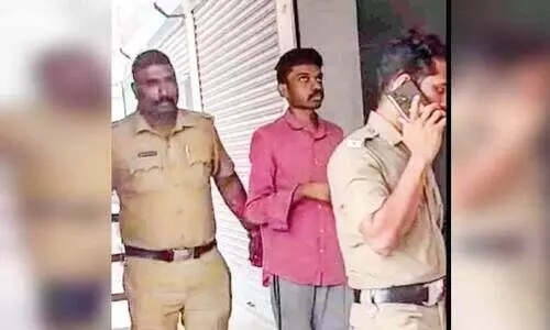 അച്ഛനെ വിഷം കൊടുത്ത് കൊന്ന കേസ്: മകനെ തെളിവെടുപ്പിന് എത്തിച്ചു