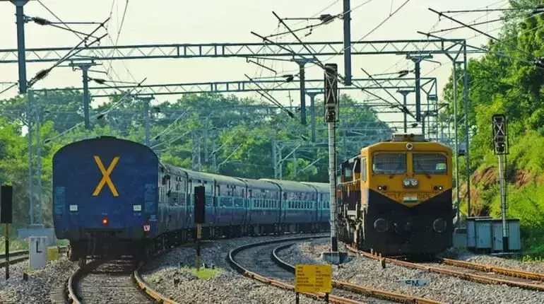 ശിവമൊഗ്ഗയിൽ ഓടിക്കൊണ്ടിരുന്ന ട്രെയിനിന്റെ എൻജിൻ വേർപെട്ടു