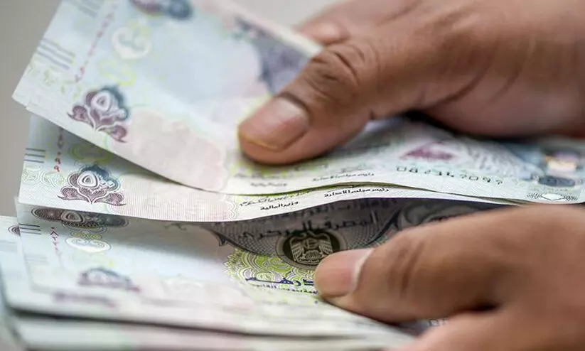 ഷാ​ർ​ജ​യി​ലെ സ​ർ​ക്കാ​ർ ജീ​വ​ന​ക്കാ​ർ​ക്കും പെ​രു​ന്നാ​ളി​ന്​  മു​മ്പ്​ ശ​മ്പ​ളം