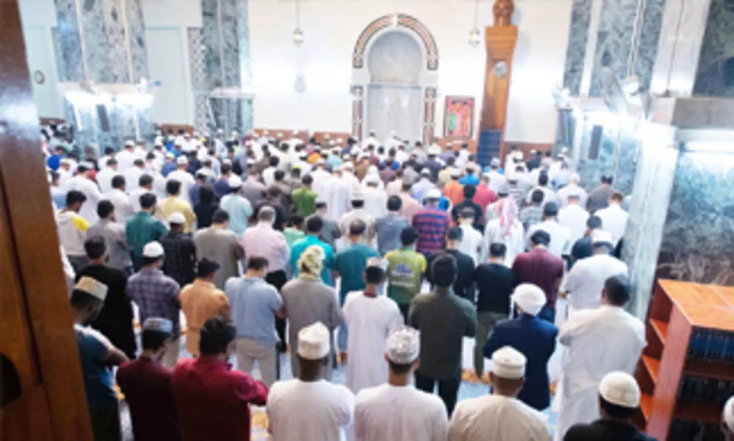 റ​മ​ദാ​ൻ അ​വ​സാ​ന പ​ത്തി​ൽ മ​സ്ജി​ദു​ക​ളി​ൽ തി​ര​ക്കേ​റി