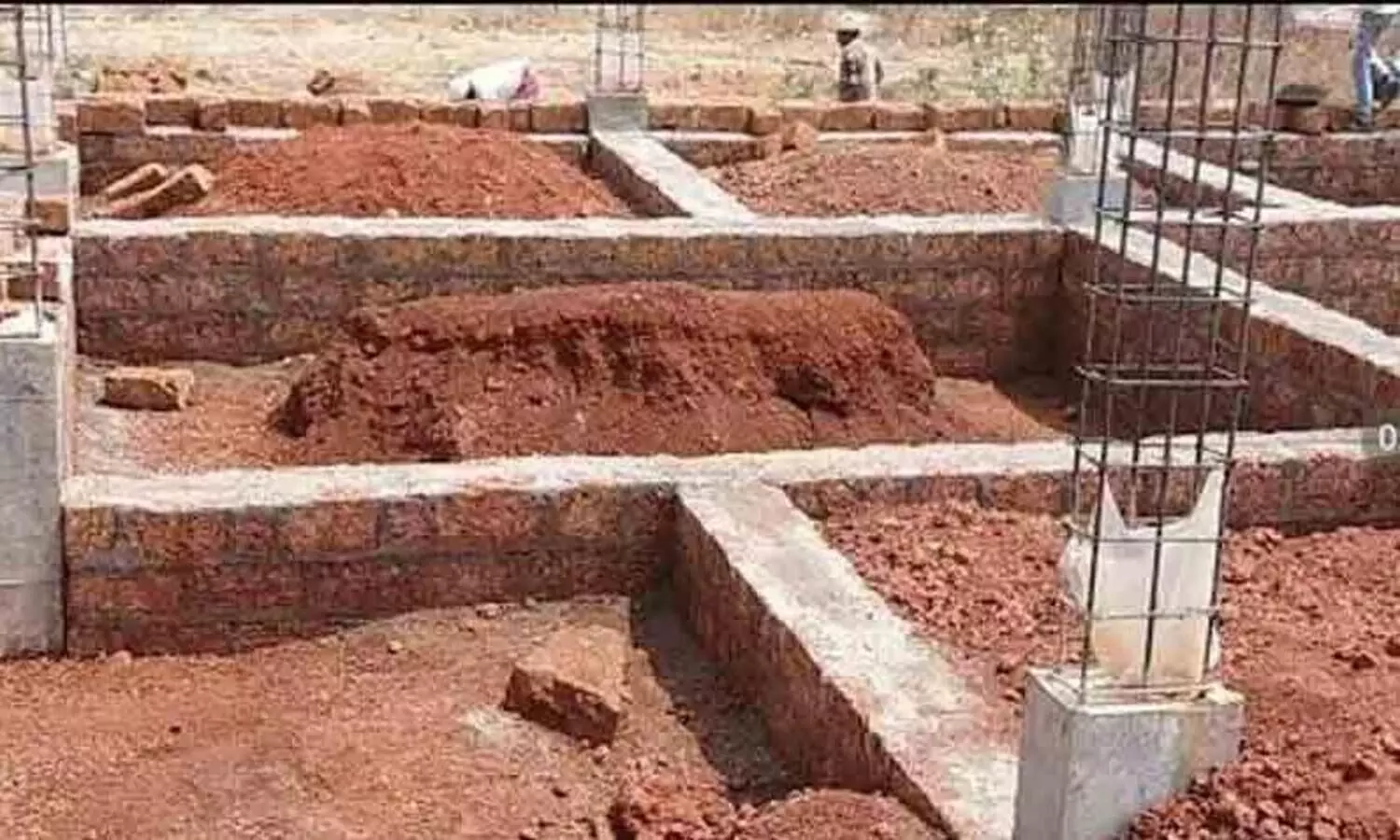 വർധിപ്പിച്ച കെട്ടിടനികുതിയും പെര്‍മിറ്റ് ഫീസും തൃക്കരിപ്പൂരിൽ ഈടാക്കില്ല