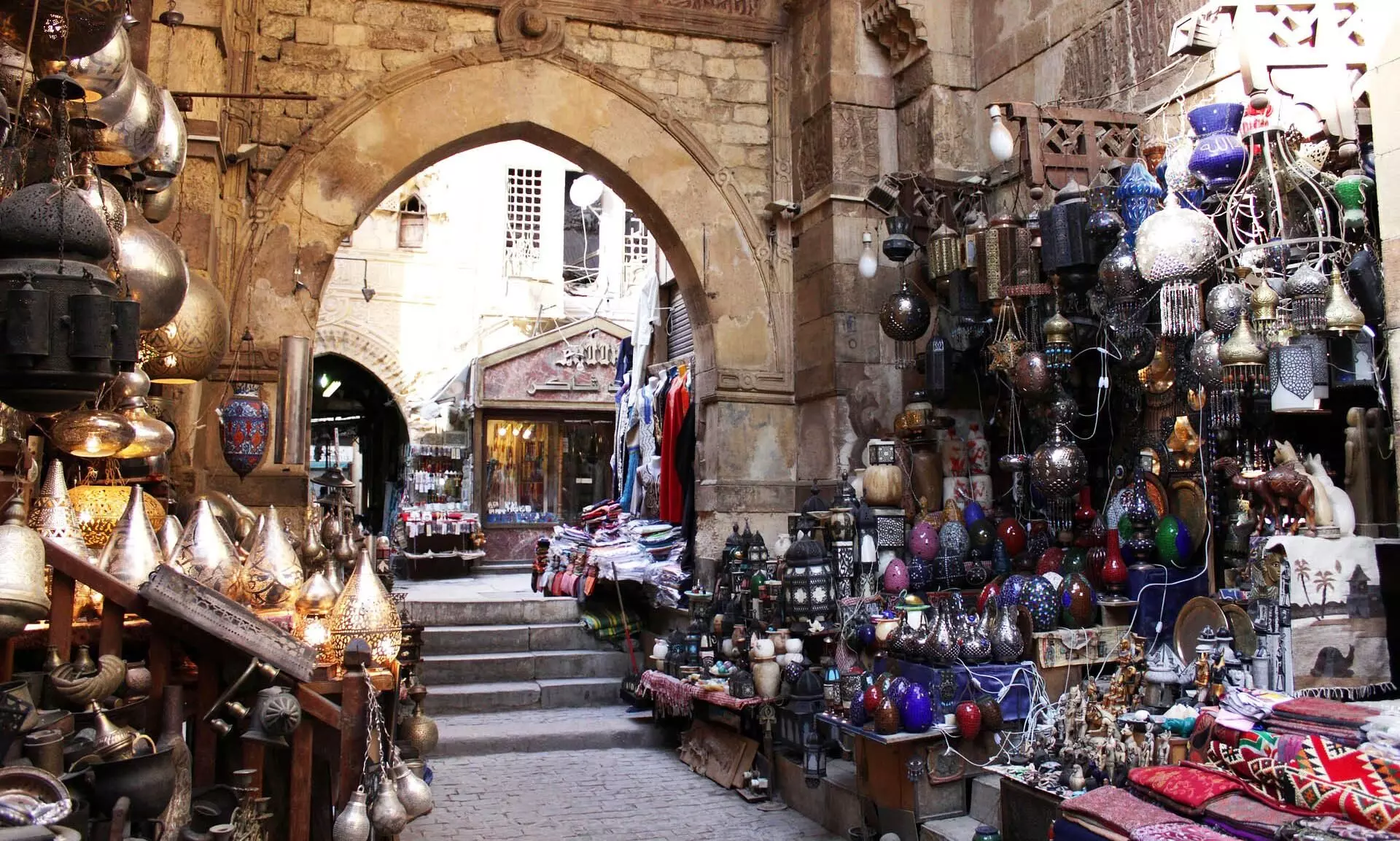 ​െകെ​റോയിലെ മിഠായിത്തെരുവുകൾ -ഫസീല മെഹർ എഴുതുന്ന ഈജിപ്ത് യാത്രാനുഭവം