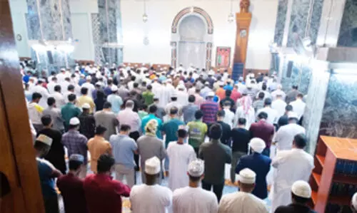 റ​മ​ദാ​ൻ അ​വ​സാ​ന പ​ത്തി​ൽ മ​സ്ജി​ദു​ക​ളി​ൽ തി​ര​ക്കേ​റി