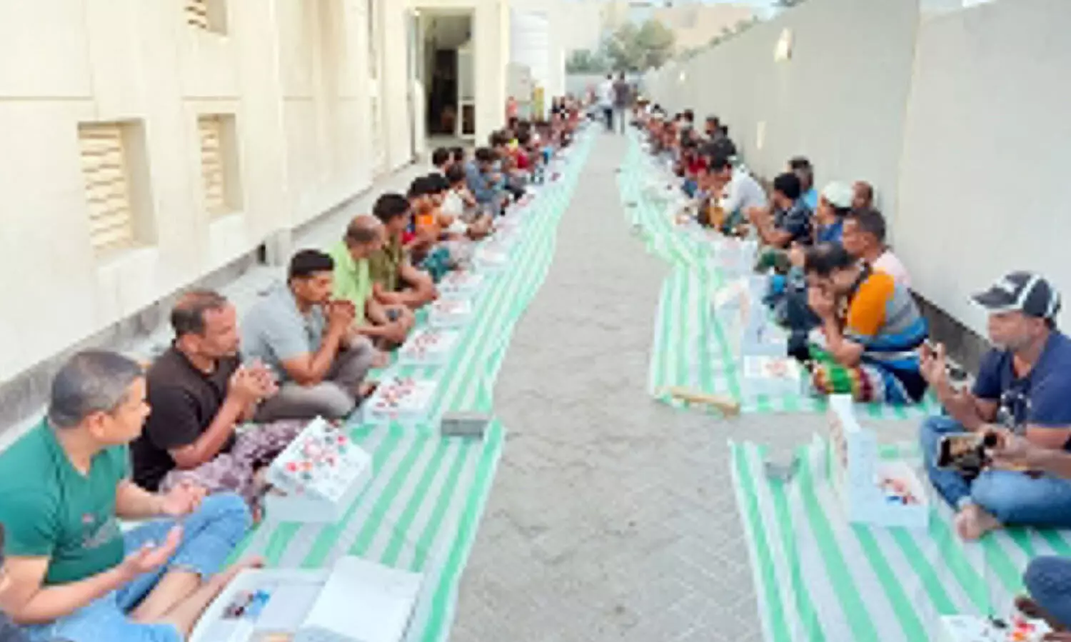 ക​നോ​ലി നി​ല​മ്പൂ​ർ കൂ​ട്ടാ​യ്മ ഇ​ഫ്താ​ർ സം​ഘ​ടി​പ്പി​ച്ചു
