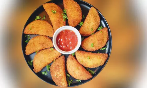 ഹാഫ്മൂ​ൺ