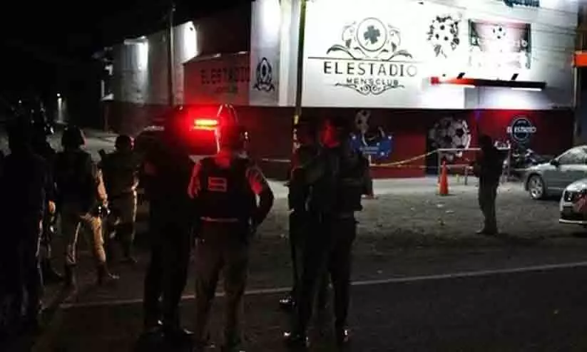 seven killed by gunmen at water park in central Mexico seven killed by gunmen at water park in central Mexico