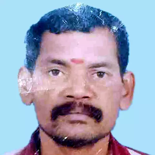 കു​റ്റി​ക്കാ​ട്ടി​ൽ അ​ബോ​ധാ​വ​സ്ഥ​യി​ൽ ക​ണ്ട​യാ​ൾ മ​രി​ച്ചു