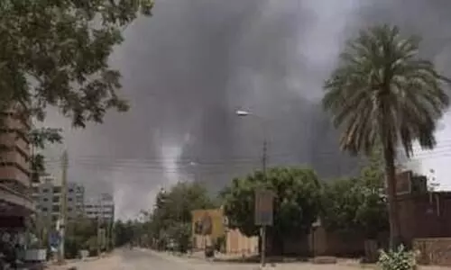 Sudans army and rival force clash, wider conflict feared