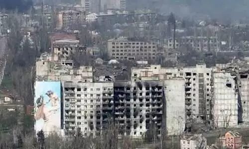 യുക്രെയ്നിലെ ബഖ്മുട്ടിൽ രക്തരൂക്ഷിത പോരാട്ടം