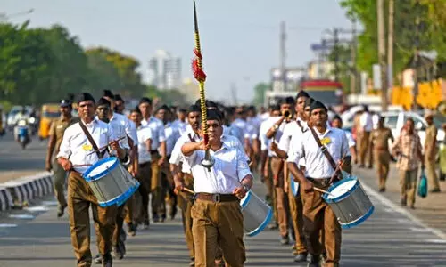 ത​മി​ഴ്നാ​ട്ടി​ൽ ആ​ർ.​എ​സ്.​എ​സ് റൂ​ട്ട് മാ​ർ​ച്ച്