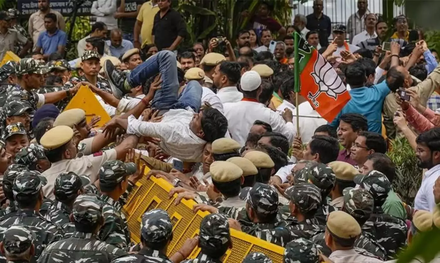 As AAP Calls Special Delhi Assembly Session