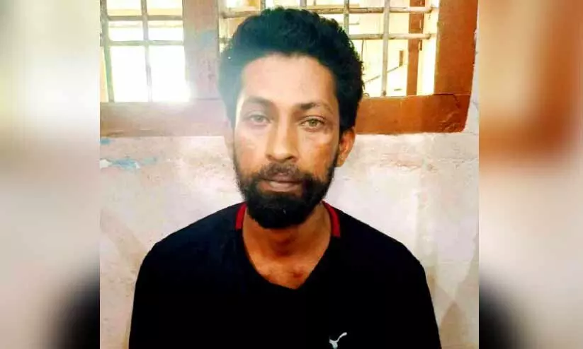 യുവാവിനെ കൊലപ്പെടുത്തിയ സംഘത്തിൽ ഒരാൾ പിടിയിൽ യുവാവിനെ കൊലപ്പെടുത്തിയ സംഘത്തിൽ ഒരാൾ പിടിയിൽ