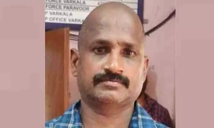 ഒമ്പത് വർഷം മുമ്പ് വിവാഹമോചിതയായ മുൻ ഭാര്യയെ കൊലപ്പെടുത്താൻ ശ്രമിച്ചയാൾ അറസ്റ്റിൽ ഒമ്പത് വർഷം മുമ്പ് വിവാഹമോചിതയായ മുൻ ഭാര്യയെ കൊലപ്പെടുത്താൻ ശ്രമിച്ചയാൾ അറസ്റ്റിൽ