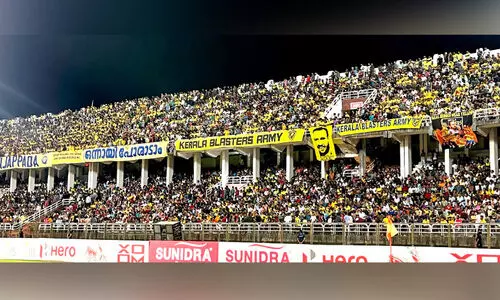 പ്രതികാരം പ്രതീക്ഷിച്ചെത്തിയത് 25,000 ആരാധകർ; ആഘാതമായി ബ്ലാസ്റ്റേഴ്സിന്റെ മടക്കം