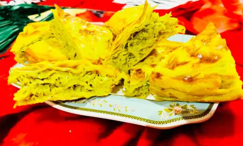 ചെ​മ്മീ​ൻ ച​ട്ടി​പ്പ​ത്തി​രി