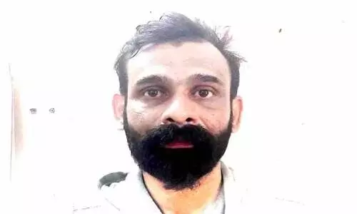 വായ്പ വാഗ്ദാനം ചെയ്ത് പണം തട്ടിയയാൾ അറസ്റ്റിൽ വായ്പ വാഗ്ദാനം ചെയ്ത് പണം തട്ടിയയാൾ അറസ്റ്റിൽ