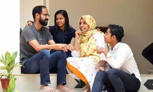 ‘‘ബി.​ജെ.​പി​ കൊ​ടി​യു​ള്ള വ​ണ്ടി​യി​ൽ കൊ​ണ്ടു​പോ​യ​പ്പോ​ഴാ​ണ് കു​ഴ​പ്പ​ത്തി​ലേ​ക്കാ​ണ് എ​ന്ന് ​മ​ന​സ്സി​ലാ​കു​ന്ന​ത്’’ -സി​ദ്ദീ​ഖ് കാ​പ്പ​ൻ സംസാരിക്കുന്നു