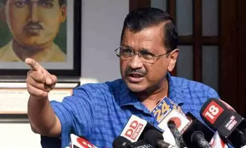 ‘ചിരിച്ചോളൂ, നിങ്ങളുടെ നേതാവിനെക്കുറിച്ചല്ല’ -നാലാം ക്ലാസ്​ രാജാവിന്‍റെ കഥപറഞ്ഞ്​ കെജ്​രിവാൾ