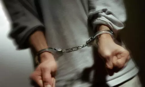 വിമാനത്താവളത്തിൽ മോഷണം; ശുചീകരണ ​തൊഴിലാളി പിടിയിൽ