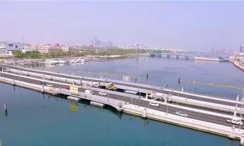 അറ്റകുറ്റപ്പണി: ദുബൈ ഫ്ലോട്ടിങ്​  ബ്രിഡ്ജ്​ അടച്ചു