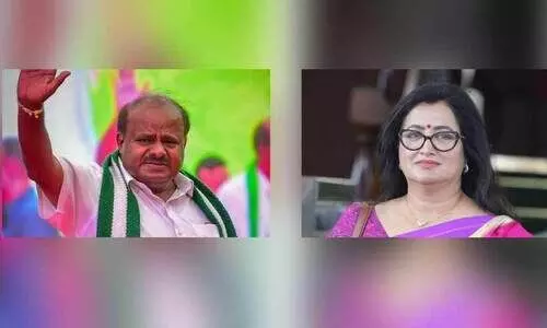 കുമാരസ്വാമി ഇരട്ട സീറ്റിൽ മത്സരിച്ചാൽ സുമലതയെ  രംഗത്തിറക്കാൻ ബി.ജെ.പി