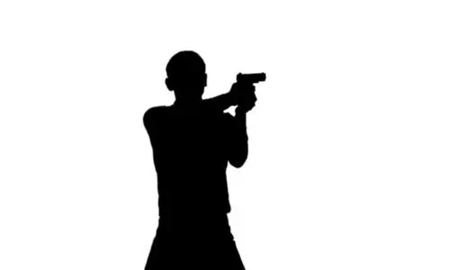 കൊലപാതകം ഒരു ലൈവ് ഷോ കൊലപാതകം ഒരു ലൈവ് ഷോ