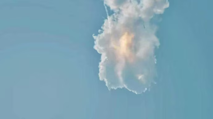 സ്​പേസ് എക്സിന്റെ റോക്കറ്റ് സ്റ്റാർഷിപ്പ് വിക്ഷേപത്തിന് പിന്നാലെ ​പൊട്ടിത്തെറിച്ചു