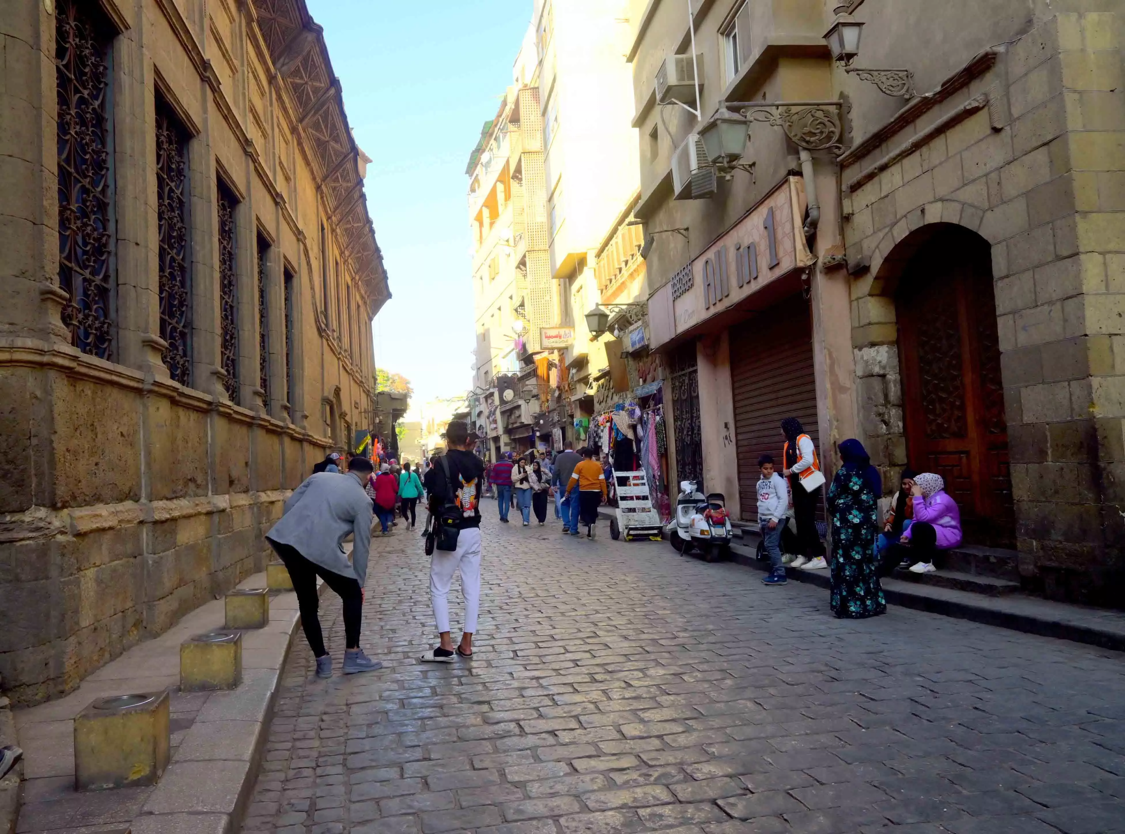 അല് മുഇസ് തെരുവ് അല് മുഇസ് തെരുവ്