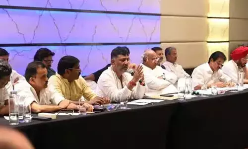 കർണാടകയിൽ അവസാന സ്ഥാനാർഥി പട്ടിക പ്രഖ്യാപിച്ച് കോൺഗ്രസ്; പത്രിക സമർപ്പണം ഇന്ന് കൂടി