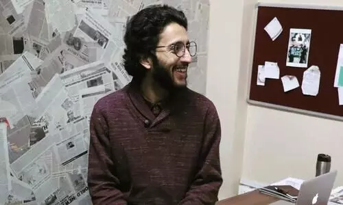 ജമ്മു കശ്മീർ മാധ്യമ പ്രവർത്തകൻ ഫഹദ് ഷായെ പി.എസ്.എ പ്രകാരം തടവിലിട്ടത് അസാധുവാക്കി ഹൈകോടതി ജമ്മു കശ്മീർ മാധ്യമ പ്രവർത്തകൻ ഫഹദ് ഷായെ പി.എസ്.എ പ്രകാരം തടവിലിട്ടത് അസാധുവാക്കി ഹൈകോടതി