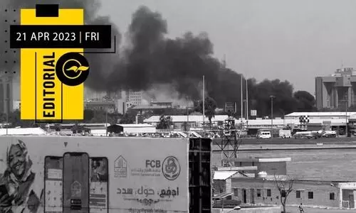 സുഡാനിൽ ജനറൽമാരുടെ തീക്കളി